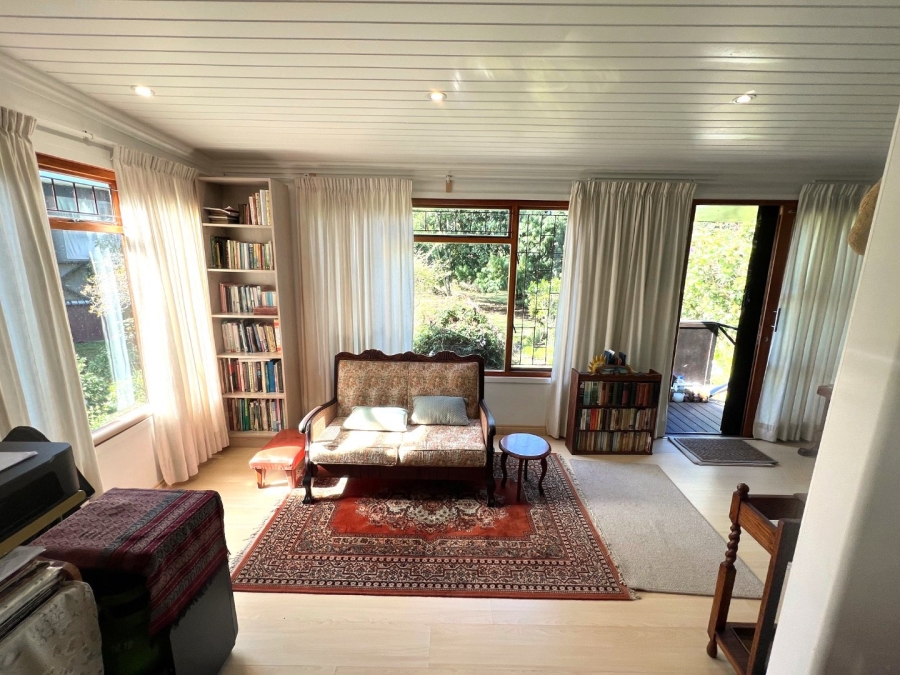2 Bedroom Property for Sale in Harkerville A H Western Cape